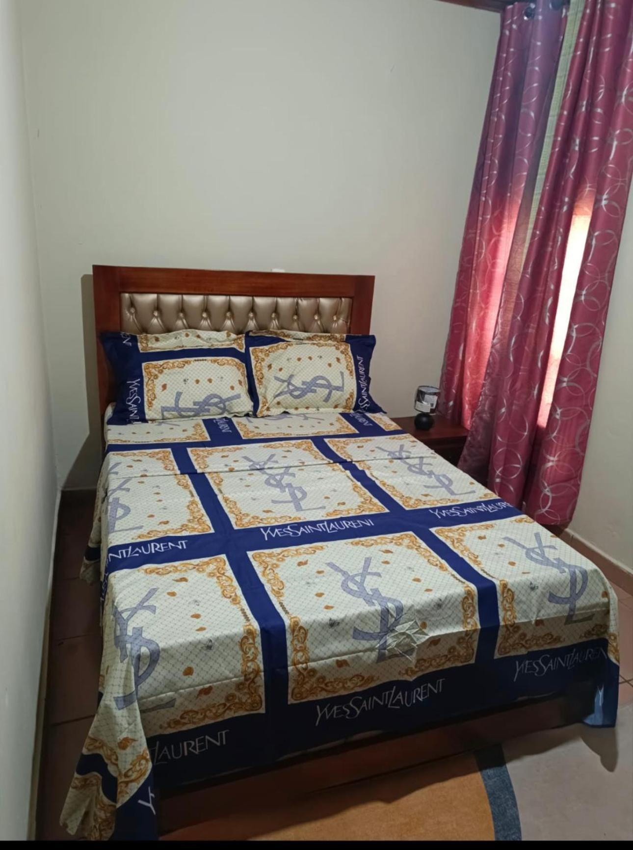 Studio Meublee 1 Chambre Etoug Ebe Yaounde Ngoại thất bức ảnh