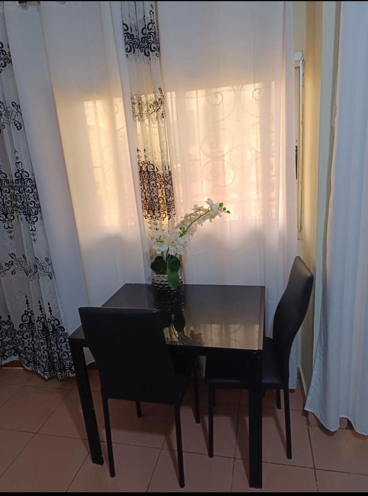 Studio Meublee 1 Chambre Etoug Ebe Yaounde Ngoại thất bức ảnh